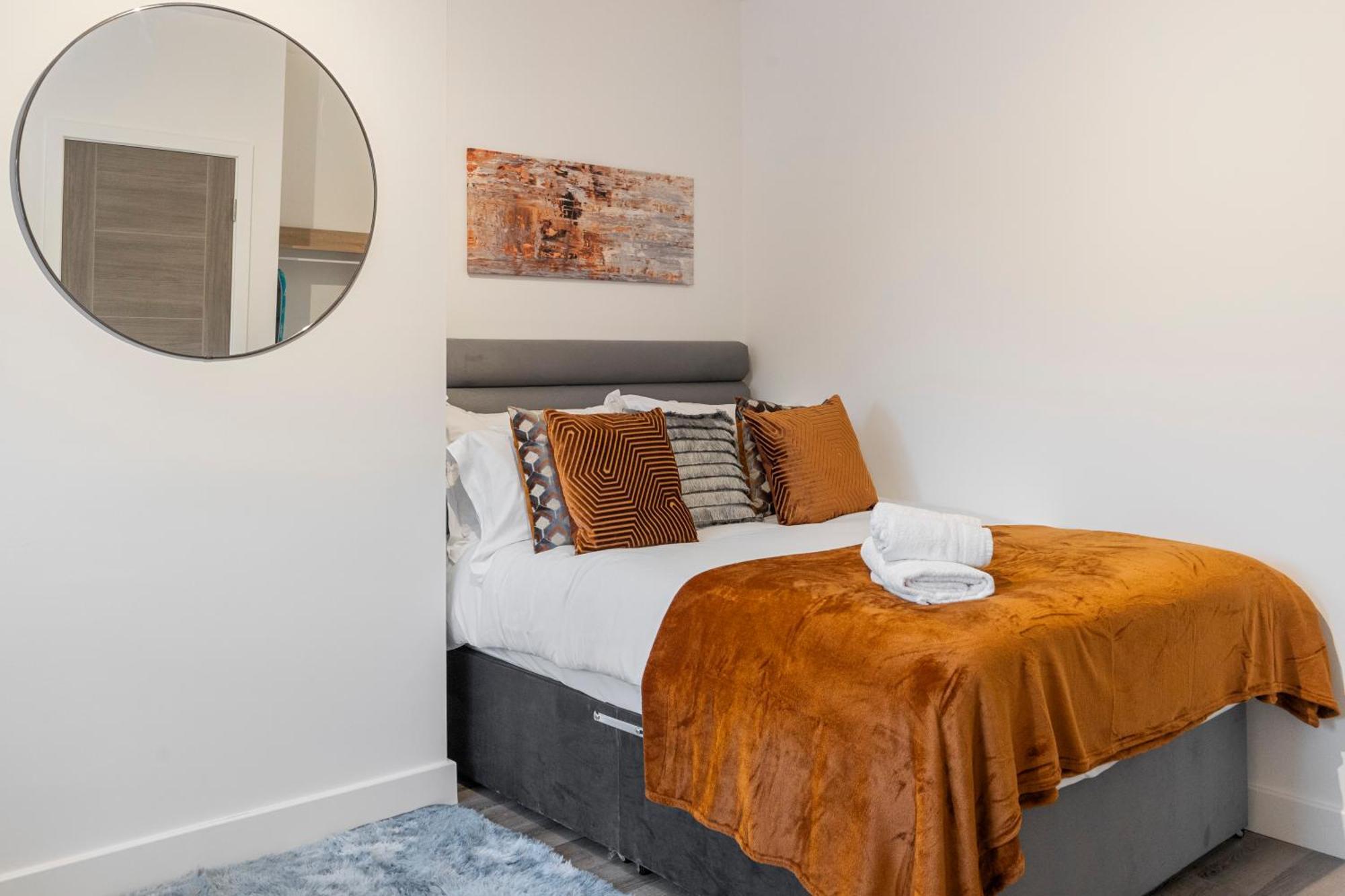 Ferienwohnung Beautiful-Cosy-King Sized Bed Flat 3 Min Walk To Tube Station London Exterior foto