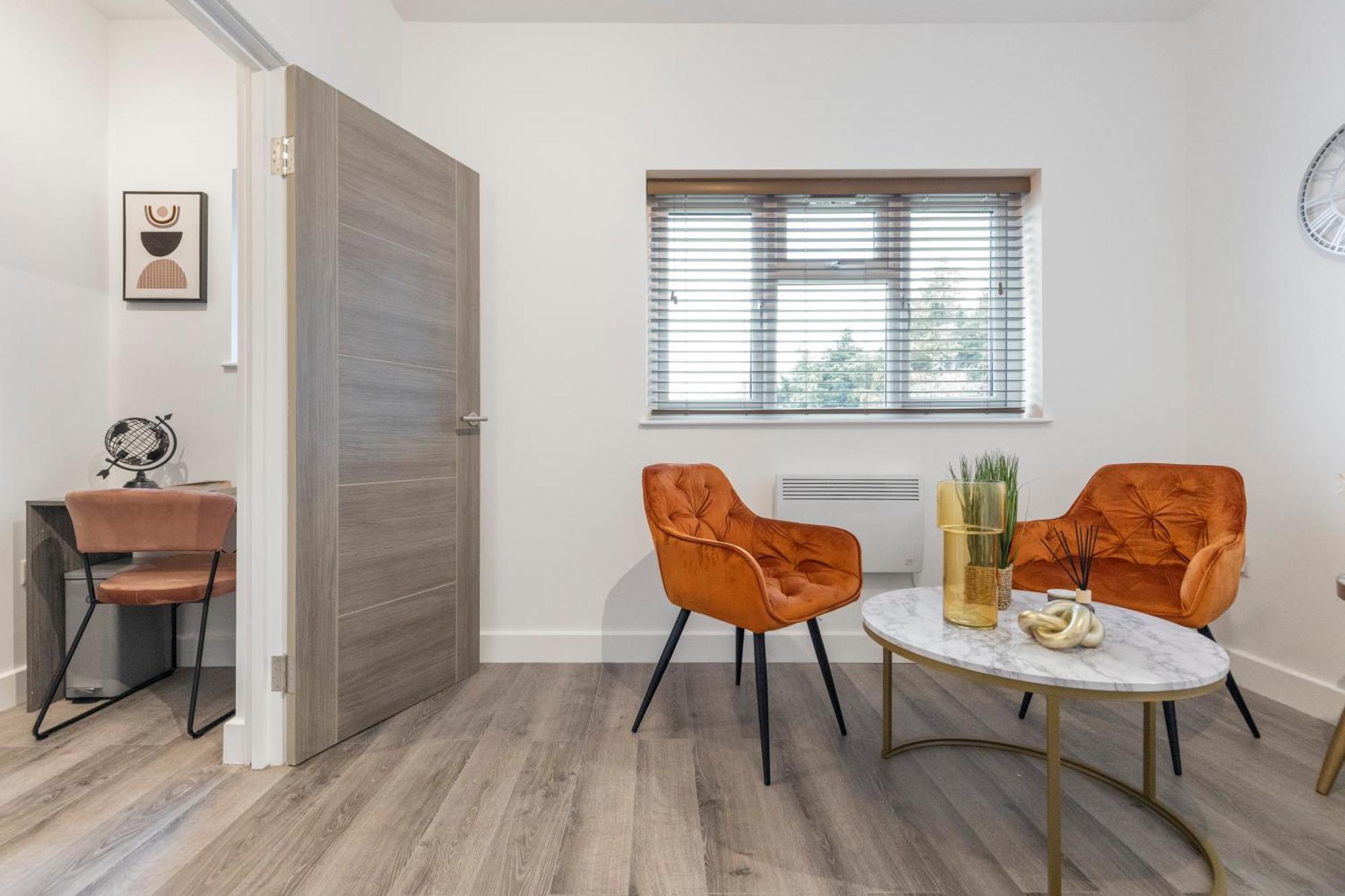 Ferienwohnung Beautiful-Cosy-King Sized Bed Flat 3 Min Walk To Tube Station London Exterior foto